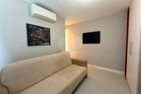 Casa à venda com 4 suítes em Portinho, Cabo Frio, RJ
