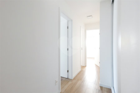 Apartamento à venda com 3 suítes em Vila Anastácio, São Paulo, SP