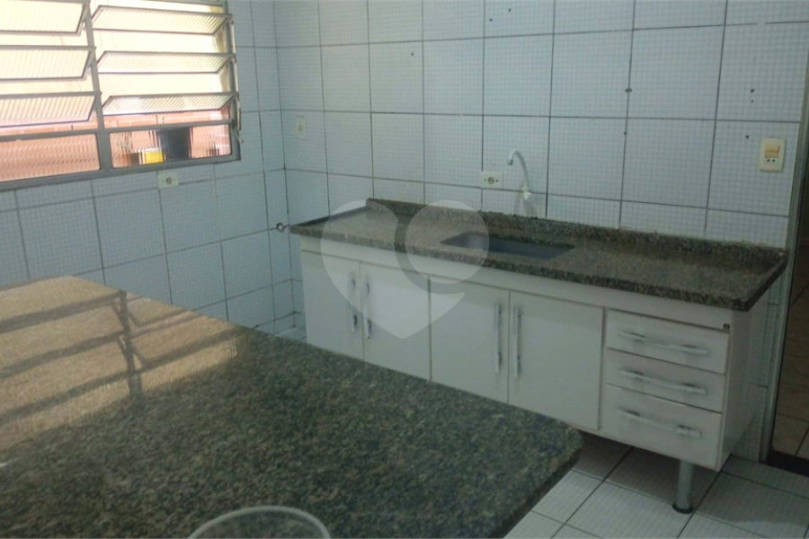 Sobrado à venda com 3 quartos, sendo 1 suíte, em Tremembé, São Paulo, SP