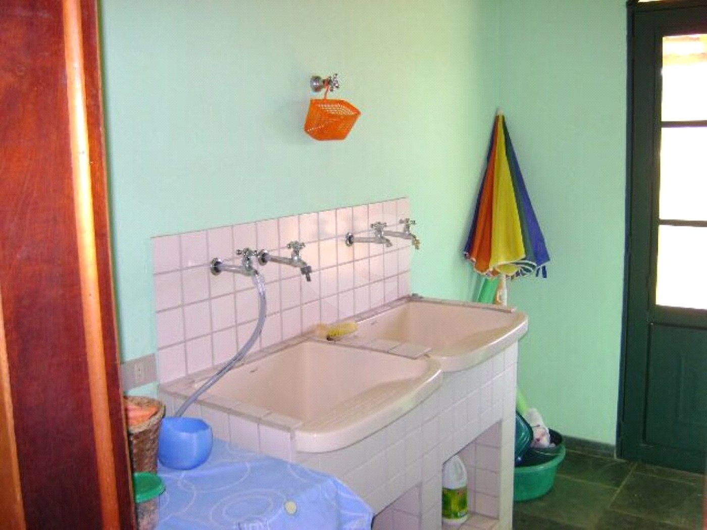 Chácara à venda com 3 quartos, sendo 2 suítes, em Éden, Sorocaba, SP