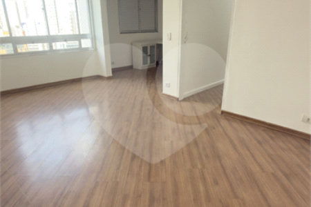 Apartamento à venda com 3 quartos em Cidade Monções, São Paulo, SP
