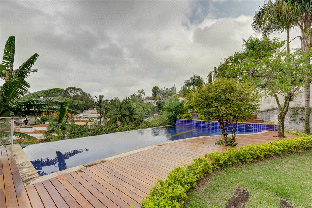 Casa à venda com 4 suítes em Chácara Flora, São Paulo, SP