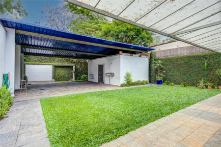 Casa de Vila à venda com 3 quartos, sendo 1 suíte,  em Granja Julieta, São Paulo, SP