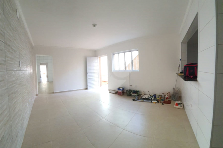 Sobrado à venda com 2 quartos em Vila Guilherme, São Paulo, SP