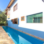 Belíssimo sobrado com piscina aquecida no Condomínio Villagio Capriccio - Louveira SP.