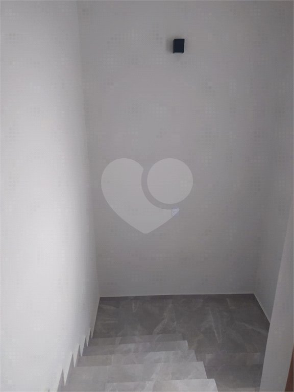 Sobrado à venda com 3 quartos, sendo 1 suíte,  no Centro, Bom Jesus dos Perdões, SP