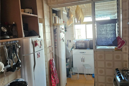 Casa à venda com 3 quartos, sendo 1 suíte, no condomínio Jconde de Irajá, São Paulo - SP