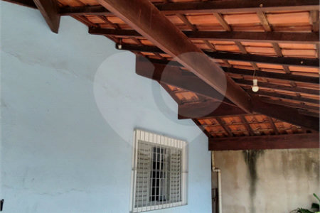 Casa à venda com 3 quartos, sendo 1 suíte, em Vila Santa Helena, Atibaia, SP
