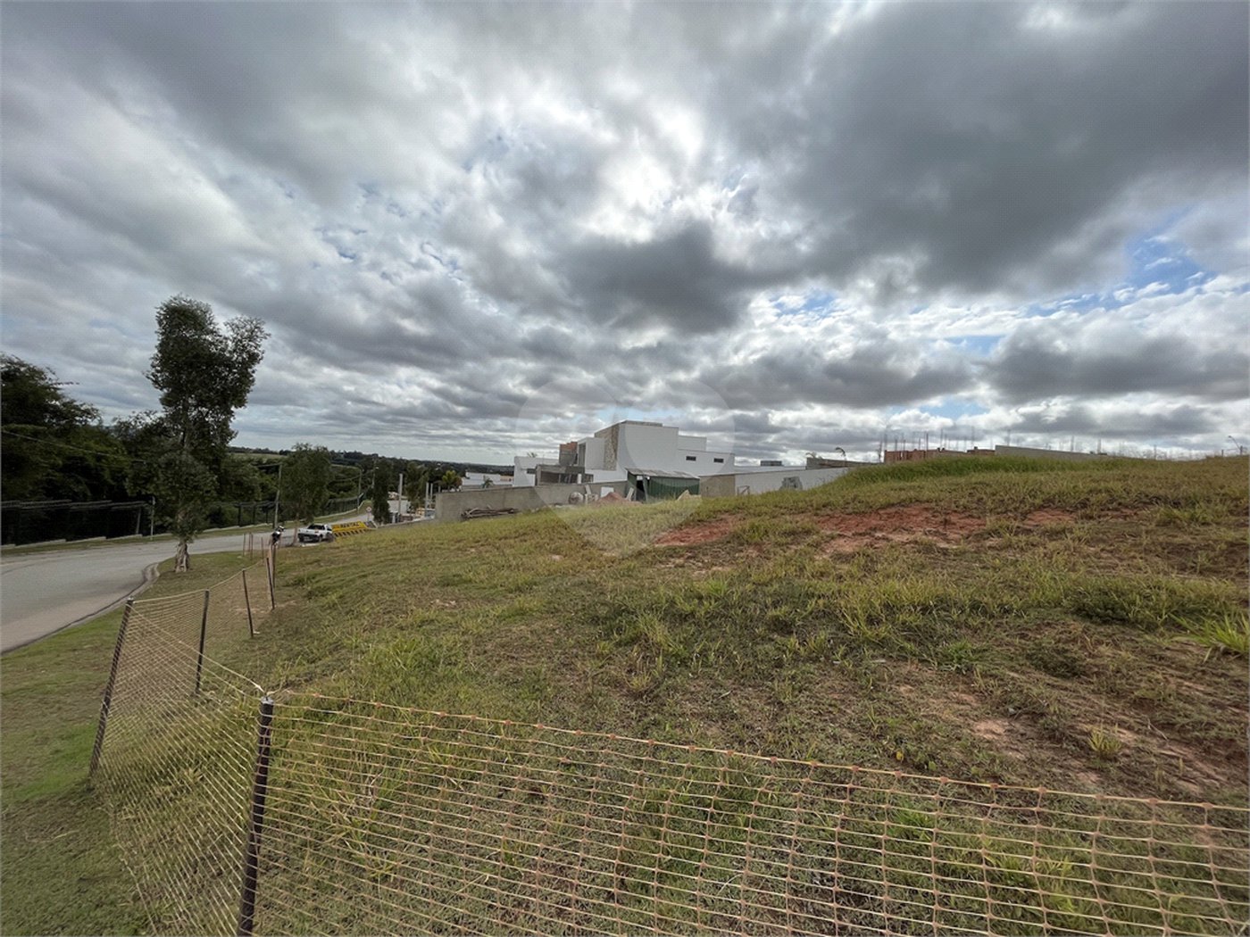 Terreno à venda no condomínio Fazenda Jequitibá, Sorocaba - SP