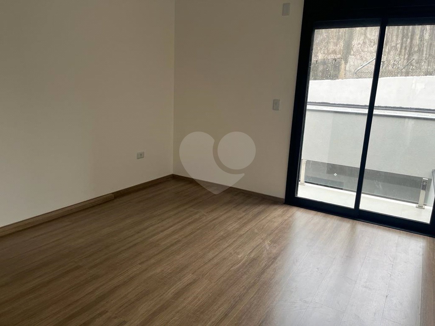 Sobrado à venda com 2 quartos, sendo 1 suíte, em Arujamérica, Arujá, SP