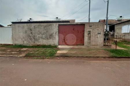 Casa à venda com 2 quartos em Residencial Kamel Saad, Ponta Porã, MS