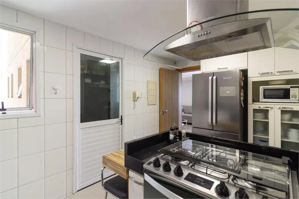 Apartamento à venda com 3 quartos, sendo 2 suítes, em Brooklin Paulista, São Paulo, SP