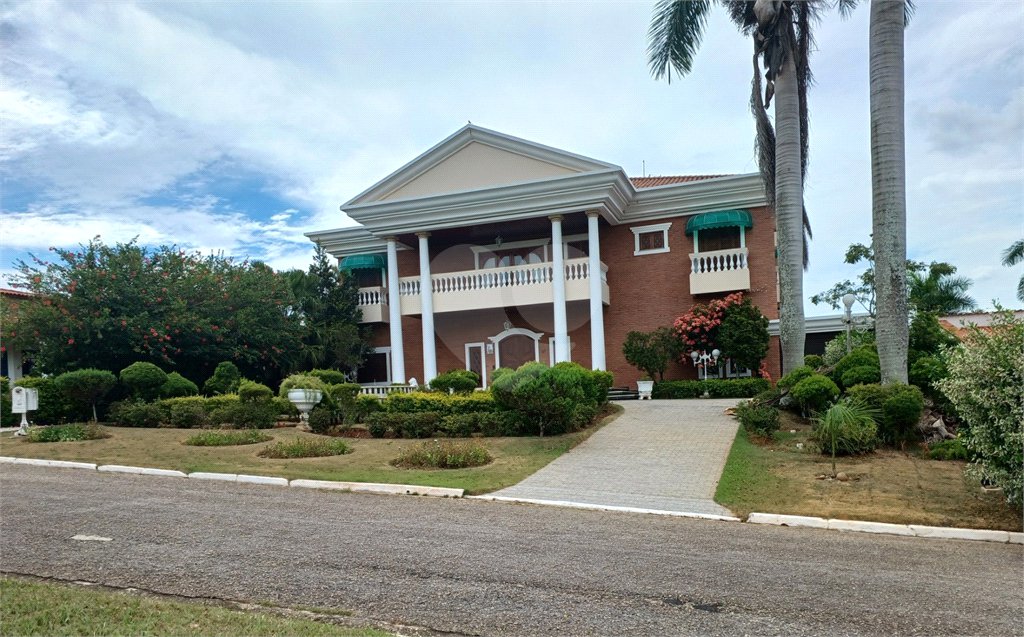 Casa à venda com 6 suítes no condomínio Portal da Raposo, Sorocaba - SP