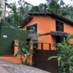 Casa à venda com 4 quartos, sendo 2 suítes,  em Barra Velha, Ilhabela, SP
