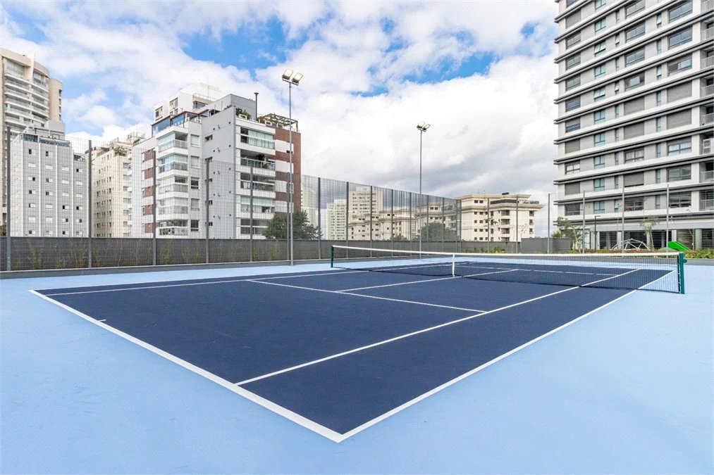 Apartamento à venda com 4 suítes em Alto de Pinheiros, São Paulo, SP