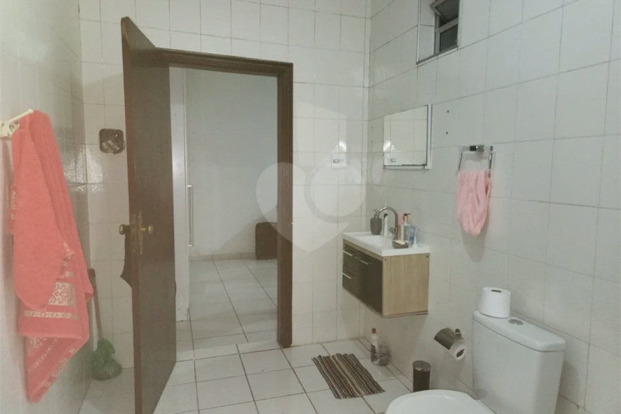 Casa à venda com 4 quartos, sendo 1 suíte, em Jardim Virginia Bianca, São Paulo, SP
