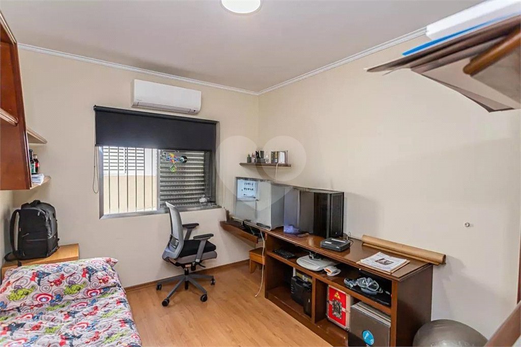Sobrado à venda com 3 quartos, sendo 1 suíte, em Vila Carolina, São Paulo, SP