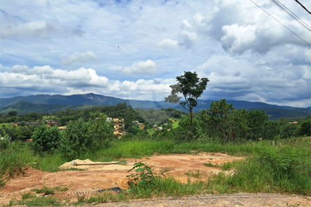 Terreno à venda em Jardim Estância Brasil, Atibaia, SP
