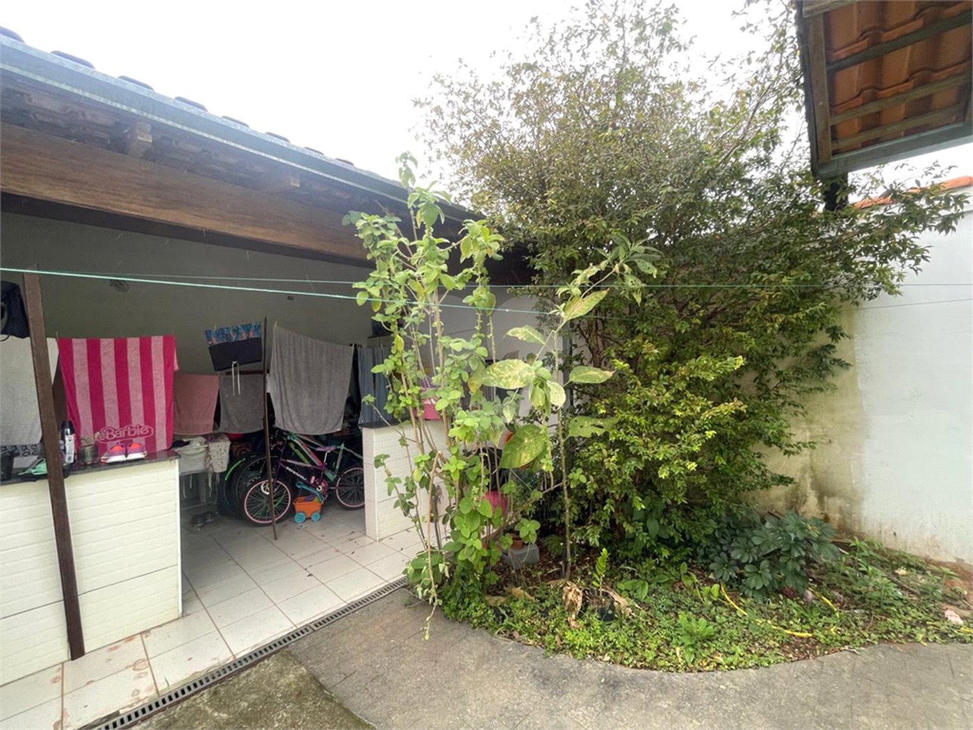 Casa Térrea à venda com 2 quartos, sendo 1 suíte, em Vila Suissa, Mogi das Cruzes, SP