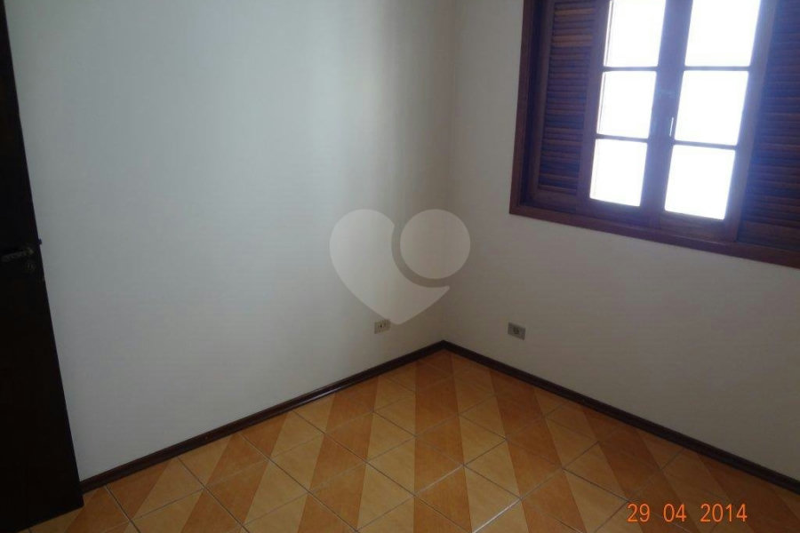 Casa Térrea à venda com 3 quartos, sendo 1 suíte, em Vila Nova Mazzei, São Paulo, SP