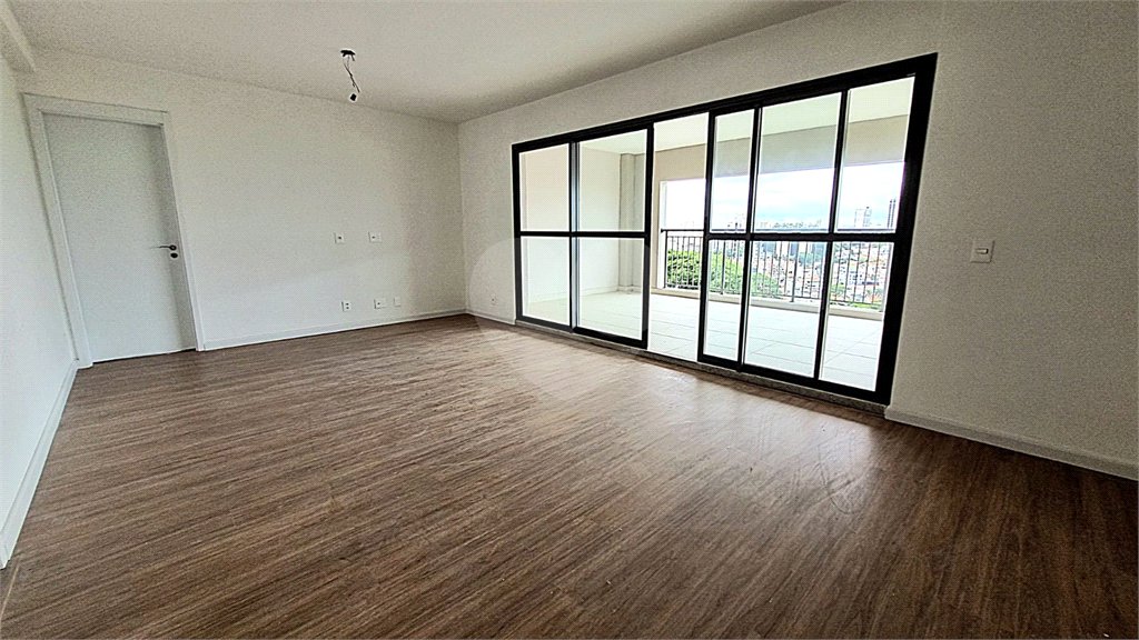 Apartamento à venda com 3 suítes em Tucuruvi, São Paulo, SP