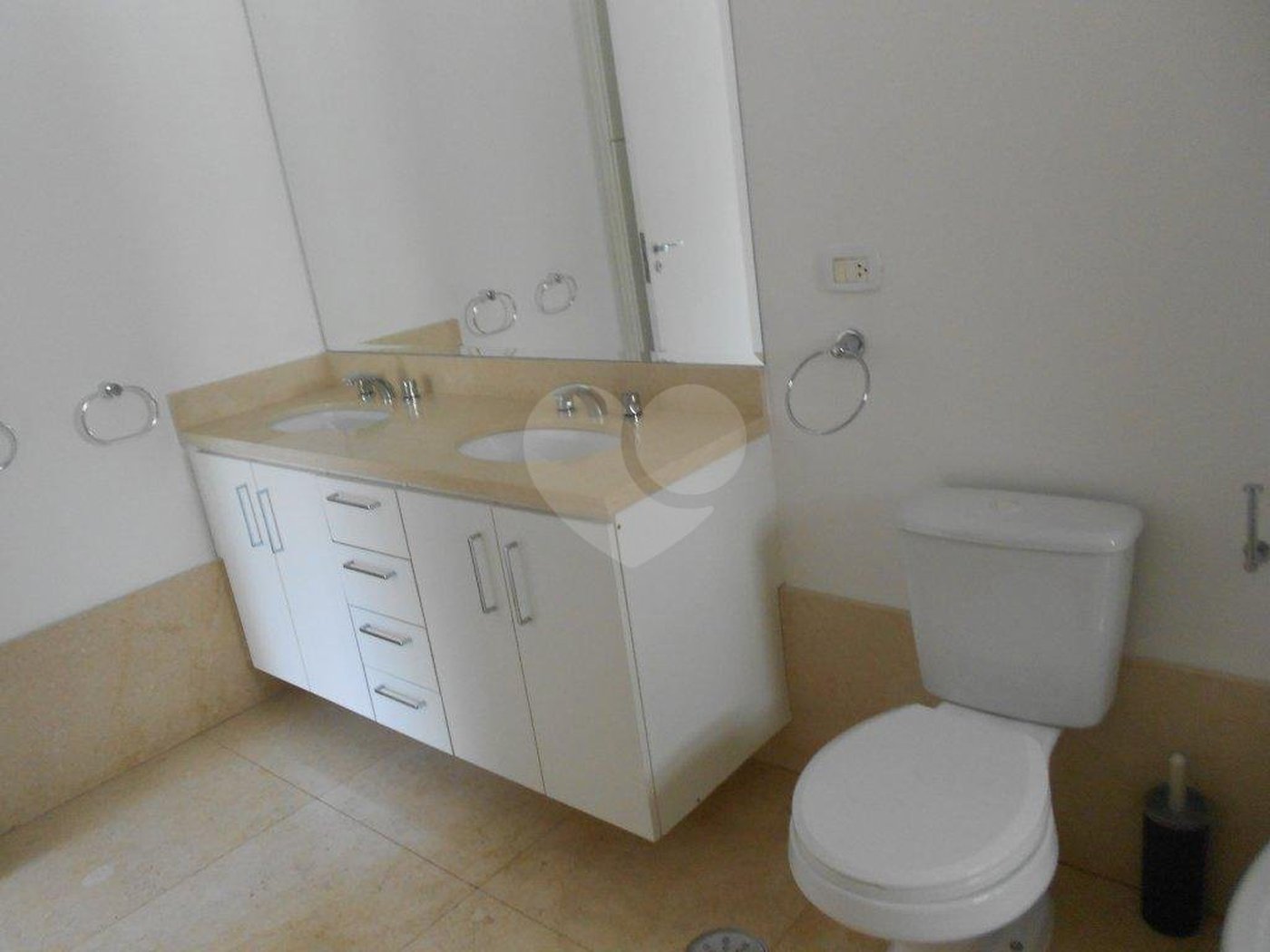 Apartamento para alugar com 4 suítes em Jardim Marajoara, São Paulo, SP