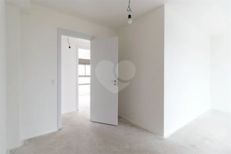 Apartamento à venda com 3 suítes em Brooklin Paulista, São Paulo, SP