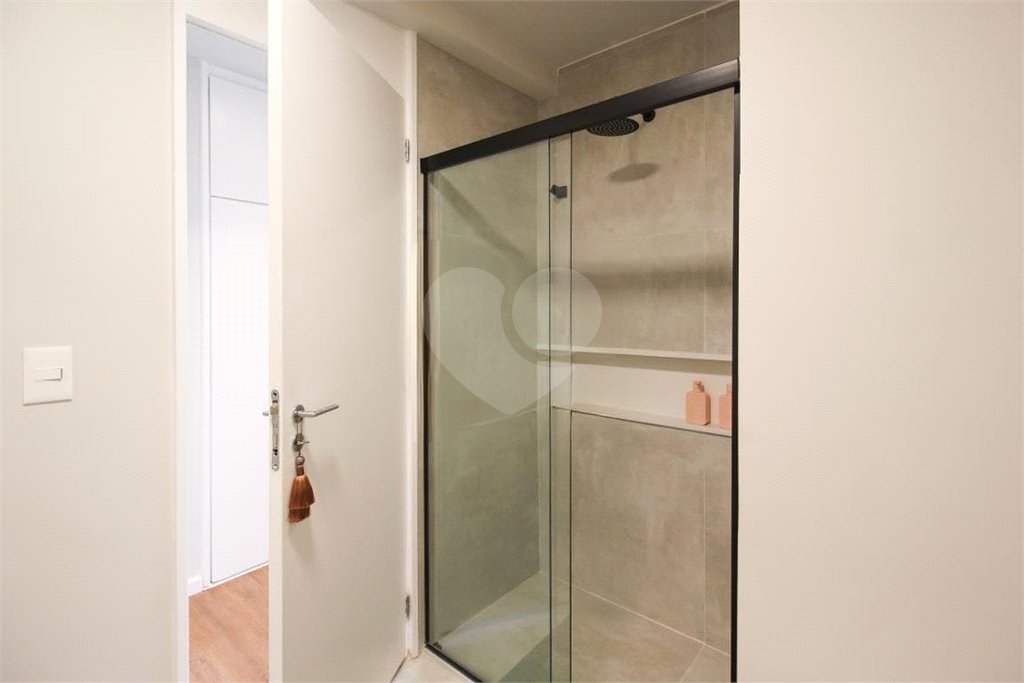 Apartamento à venda com 2 quartos, sendo 1 suíte,  em Vila Olímpia, São Paulo, SP