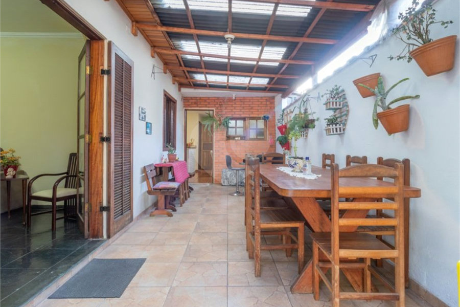 Casa à venda com 3 suítes em Santana, São Paulo, SP