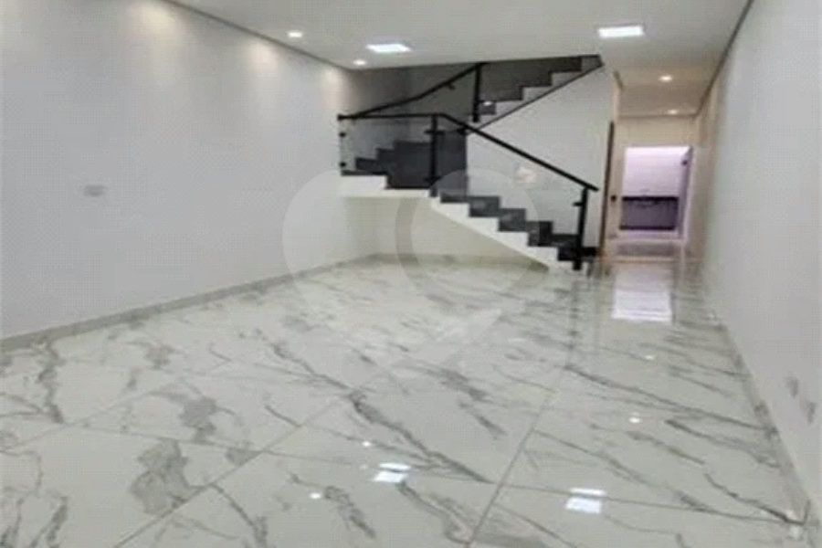 Casa à venda com 2 suítes, no condomínio Residencial Oliveira, São Paulo - SP