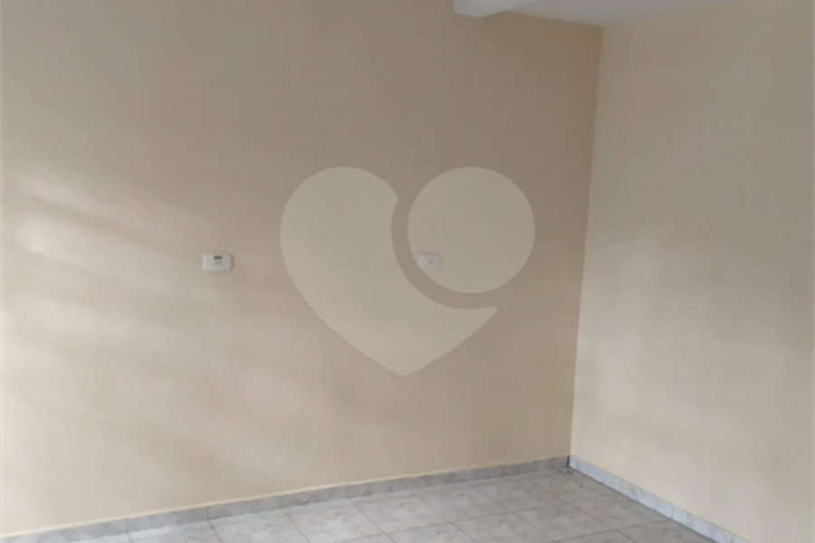 Sobrado à venda com 3 quartos, sendo 1 suíte, em Jaraguá, São Paulo, SP