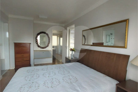Apartamento à venda com 3 quartos, sendo 2 suítes,  em Cidade São Francisco, São Paulo, SP