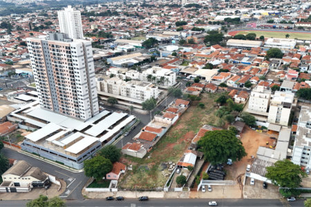 Terreno à venda no Centro, Araraquara, SP