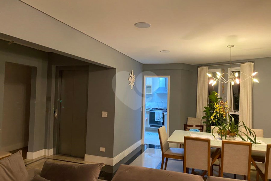 Apartamento à venda com 3 suítes em Santana, São Paulo, SP