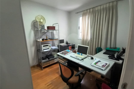Apartamento à venda com 4 quartos, sendo 1 suíte, em Jardim Caravelas, São Paulo, SP