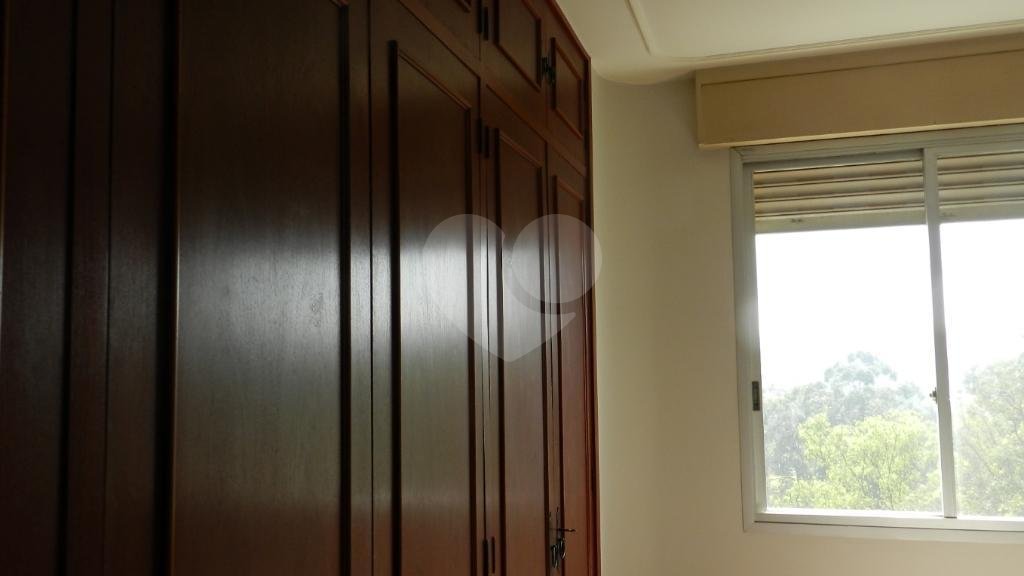 Apartamento à venda com 3 quartos, sendo 1 suíte, em Alto da Boa Vista, São Paulo, SP