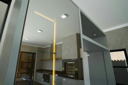 Casa à venda com 4 suítes no condomínio Gramado Park Residencial, Álvares Machado - SP