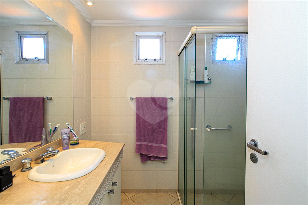 Apartamento à venda com 3 quartos, sendo 1 suíte, em Chácara Santo Antônio, São Paulo, SP