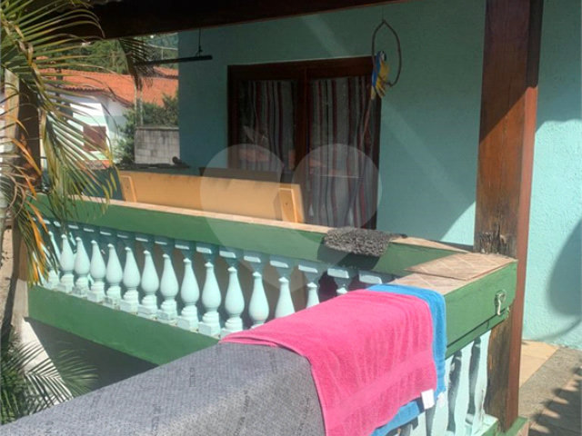 Sobrado à venda com 4 quartos, sendo 2 suítes,  em Horto, São Paulo, SP