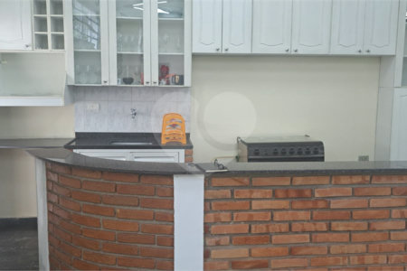 Sobrado à venda com 3 suítes em Jardim Franca, São Paulo, SP