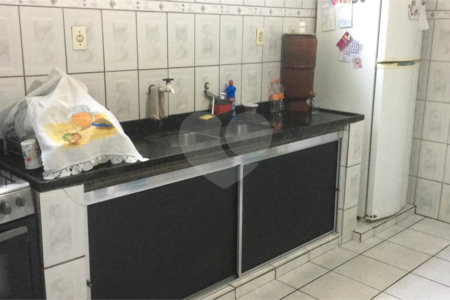 Sobrado à venda com 3 quartos em Vila Medeiros, São Paulo, SP
