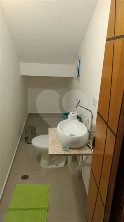 Sobrado à venda com 3 quartos, sendo 1 suíte, em Serra da Cantareira, Mairiporã, SP