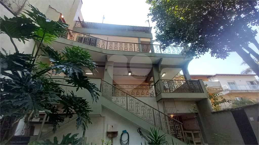 Sobrado à venda com 4 quartos, sendo 2 suítes, em Tremembé, São Paulo, SP