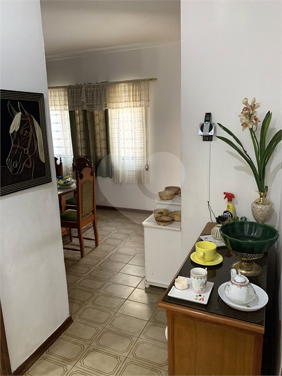 Sobrado à venda com 4 quartos, sendo 3 suítes,  em Jardim Alvinópolis, Atibaia, SP