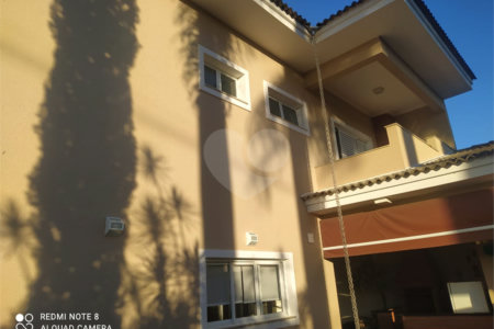 Casa à venda com 3 quartos, sendo 2 suítes, no condomínio Ibiti Royal Park, Sorocaba - SP