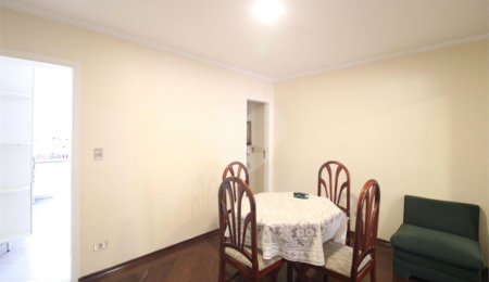 Sobrado à venda com 3 quartos, sendo 1 suíte,  em Jardim Prudência, São Paulo, SP