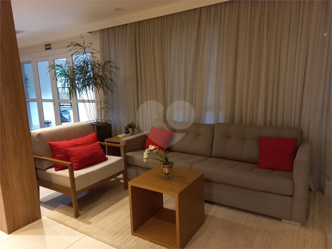 Apartamento à venda com 2 quartos, sendo 1 suíte,  em Vila Ipojuca, São Paulo, SP