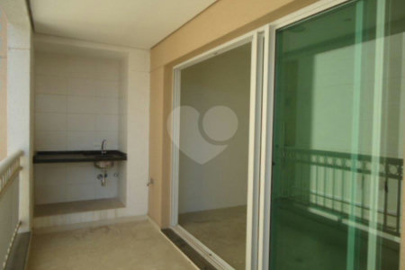 Apartamento à venda com 3 quartos, sendo 1 suíte, em Jardim São Paulo(zona Norte), São Paulo, SP