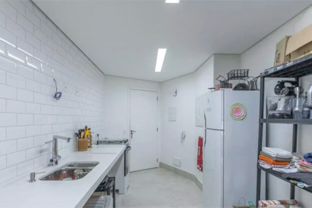 Apartamento à venda com 3 quartos, sendo 1 suíte, em Vila Anastácio, São Paulo, SP