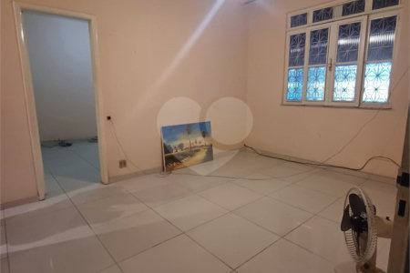 Casa à venda com 3 quartos, sendo 1 suíte, em Senador Camará, Rio de Janeiro, RJ